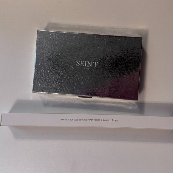 Seint Beauty Eyeshadow, Brush, & Palette Set - Picture 5 of 8